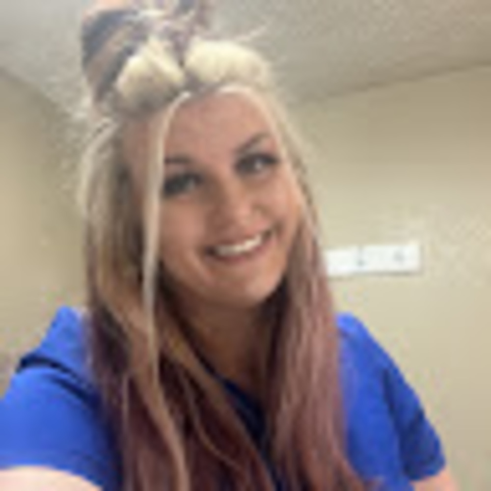 Meet your Posher, Kendra